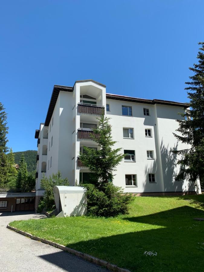 Zentral Bei Kongresshaus, Langlaufloipe, Hallenbad, Garage, Wifi, Voll Ausgestattet - Fewo Gian Davos Exteriér fotografie